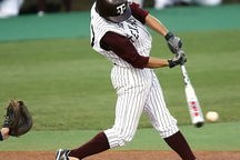 乐鱼娱乐app-国足场上指挥系统与球员执行力分析，足球教练现场指挥