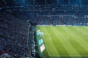 乐鱼体育app官方登录入口-丹·卡特的比赛视野与出色传球，为全黑队打开进攻之门，丹.卡特