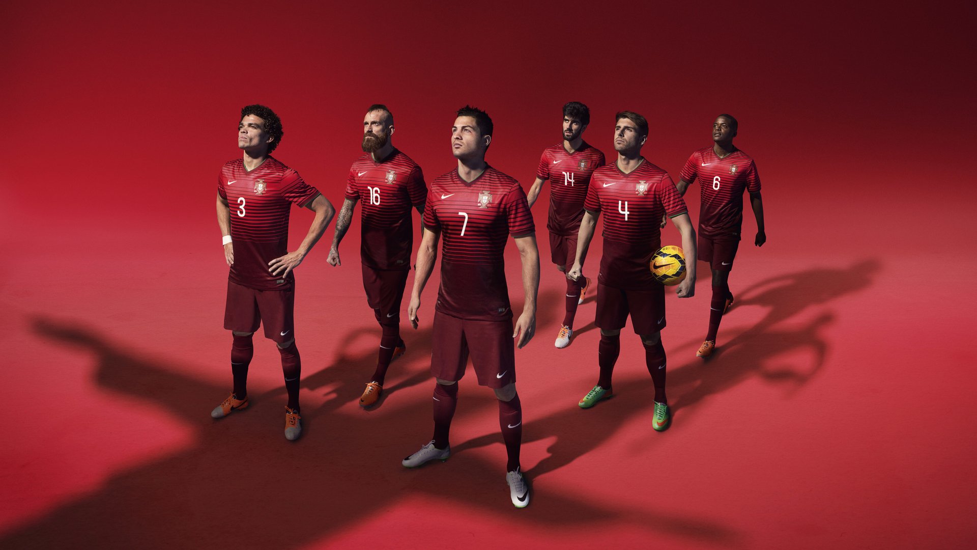 中国足球新闻订阅量攀升显示大众关注回暖,中国足球报道节目